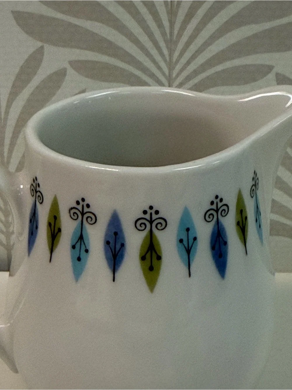 Vintage Carefree True China Nordic Syracuse Atomic Pattern Creamer